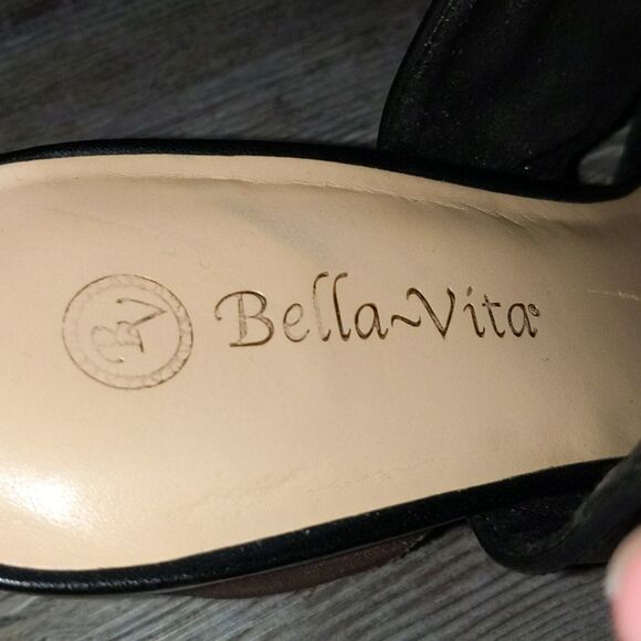 Bella-Vita black peektoe leather heeled shoes - Picture 6 of 7